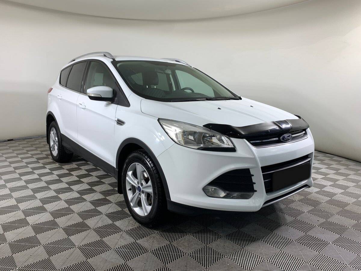 Ford Kuga 2013 года с пробегом. Фото: #2
