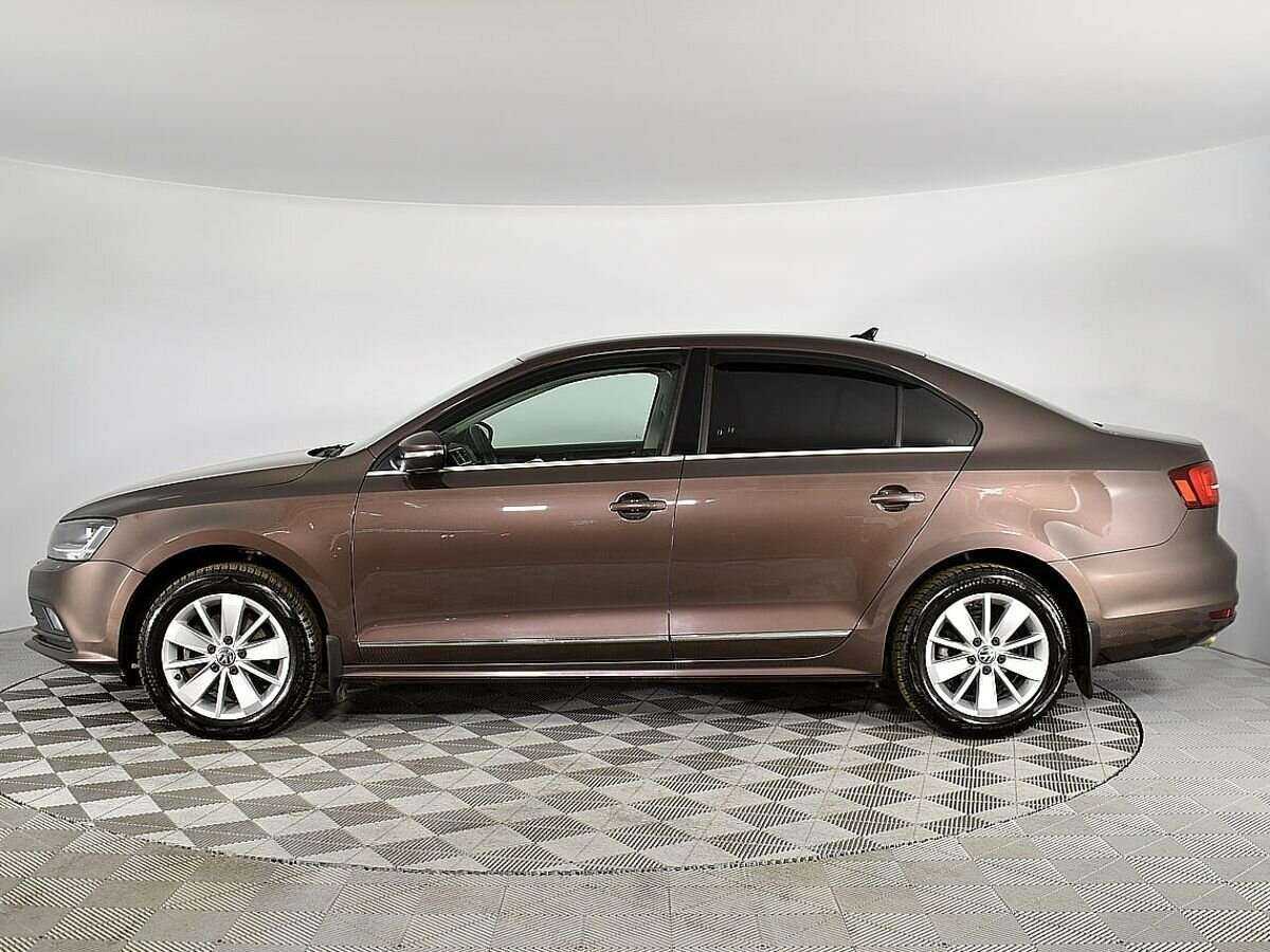 Volkswagen Jetta 2017 года с пробегом. Фото: #4