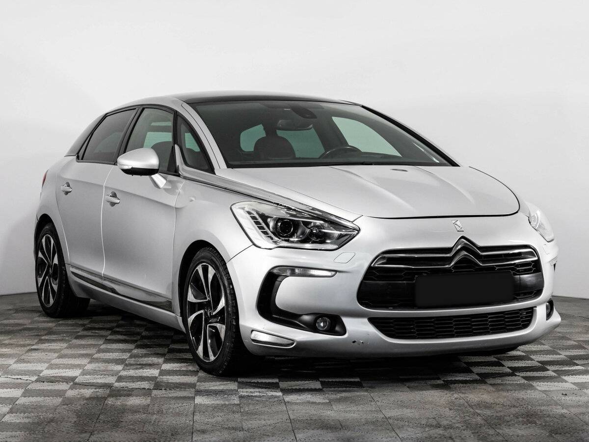 Citroen DS5 2012 года с пробегом. Фото: #2