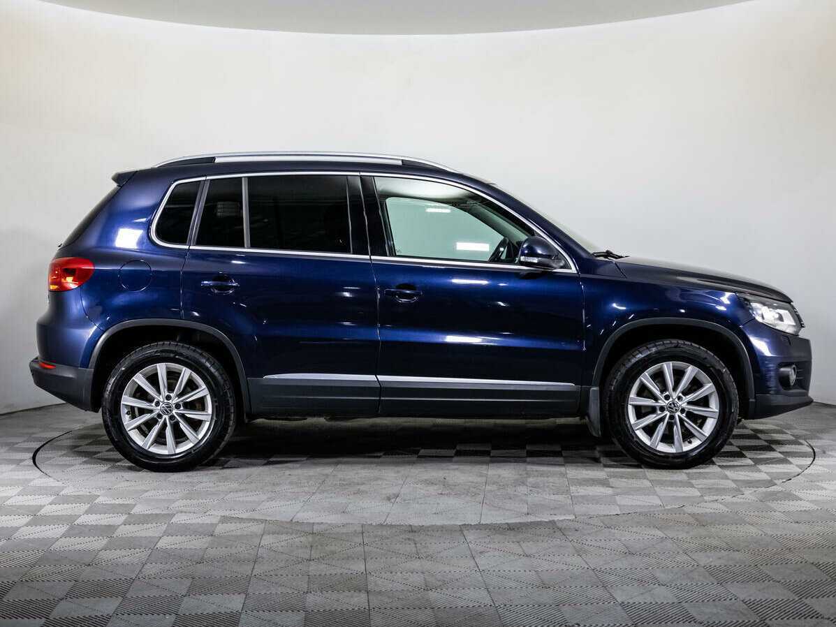 Volkswagen Tiguan 2012 года с пробегом. Фото: #3