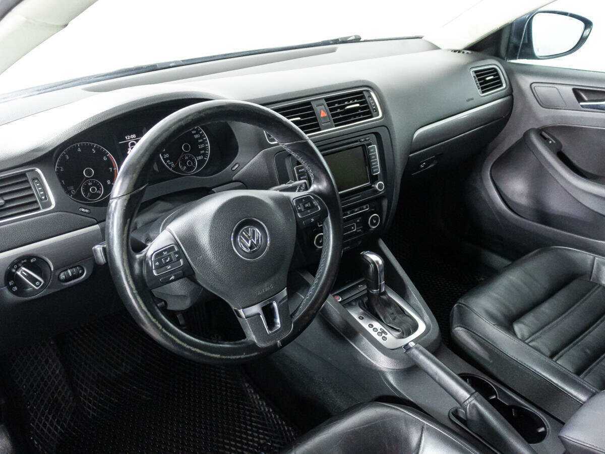 Volkswagen Jetta 2012 года с пробегом. Фото: #10