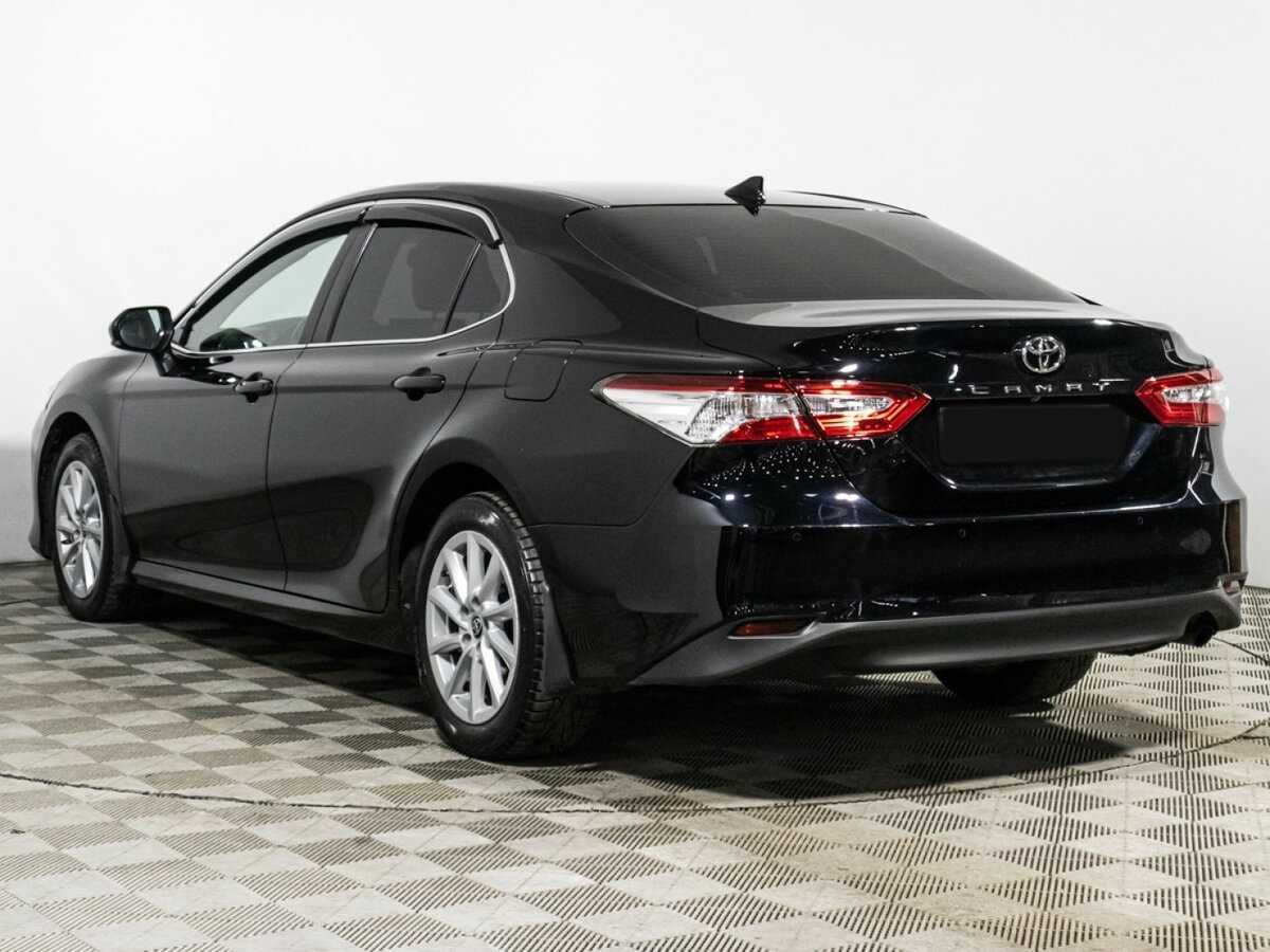 Toyota Camry 2022 года с пробегом. Фото: #6