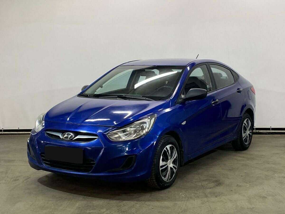 Hyundai Solaris 2013 года с пробегом. Посмотреть фото