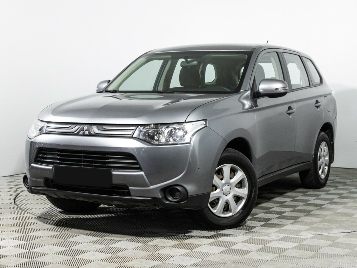 Mitsubishi Outlander 2013 года с пробегом. Посмотреть фото