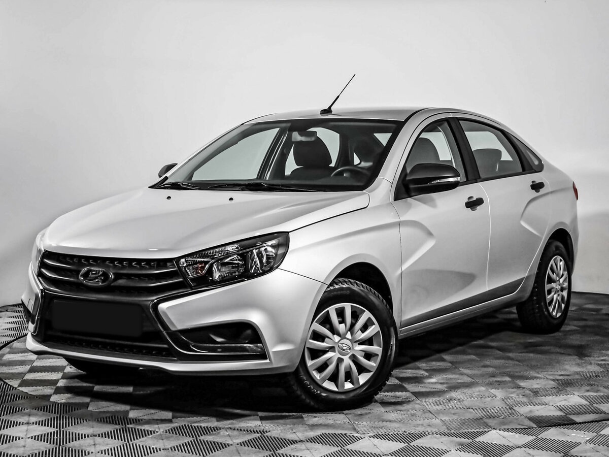 Lada (ВАЗ) Vesta 2018 года с пробегом. Посмотреть фото