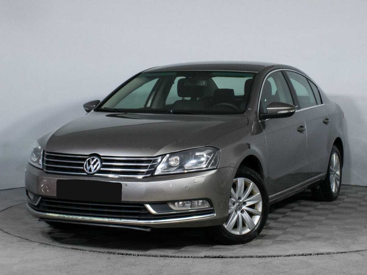 Volkswagen Passat 2012 года с пробегом. Посмотреть фото