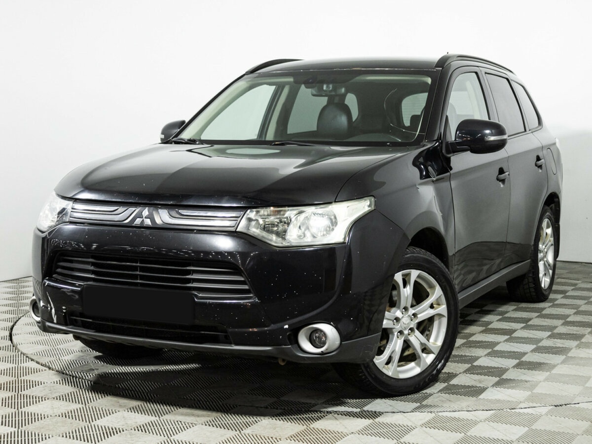 Mitsubishi Outlander 2013 года с пробегом. Фото: #0