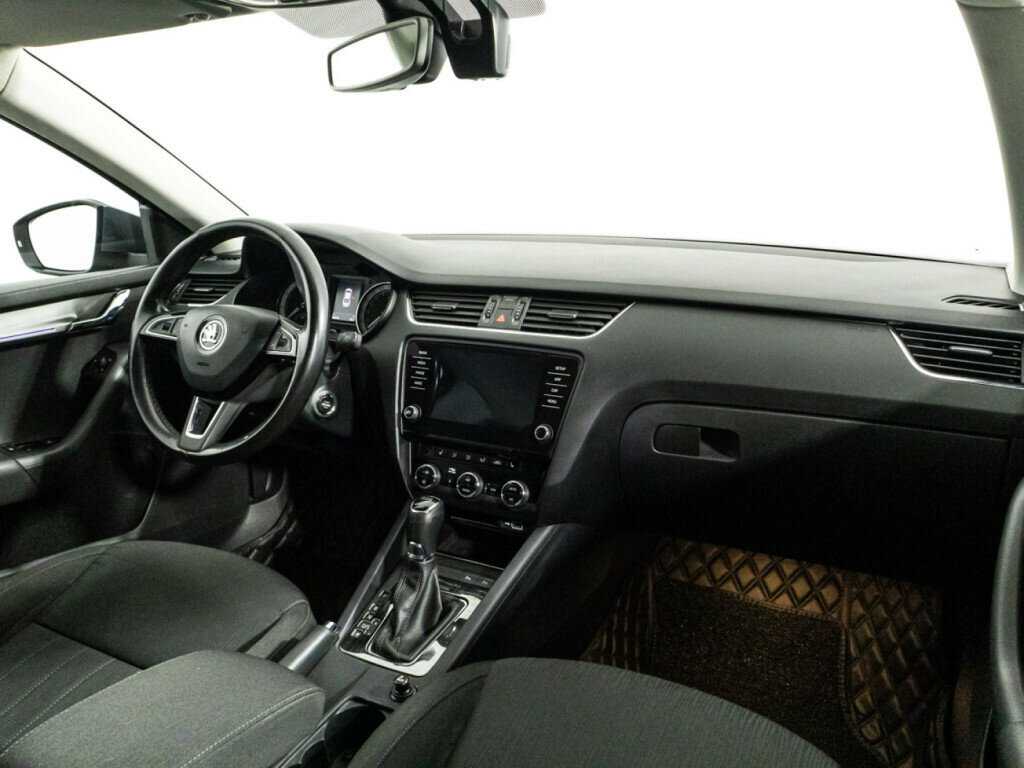 Skoda Octavia 2018 года с пробегом. Фото: #8