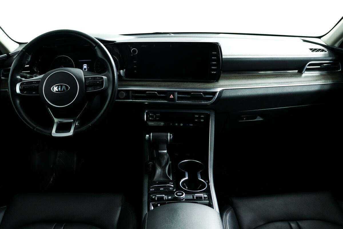 Kia K5 2021 года с пробегом. Фото: #10