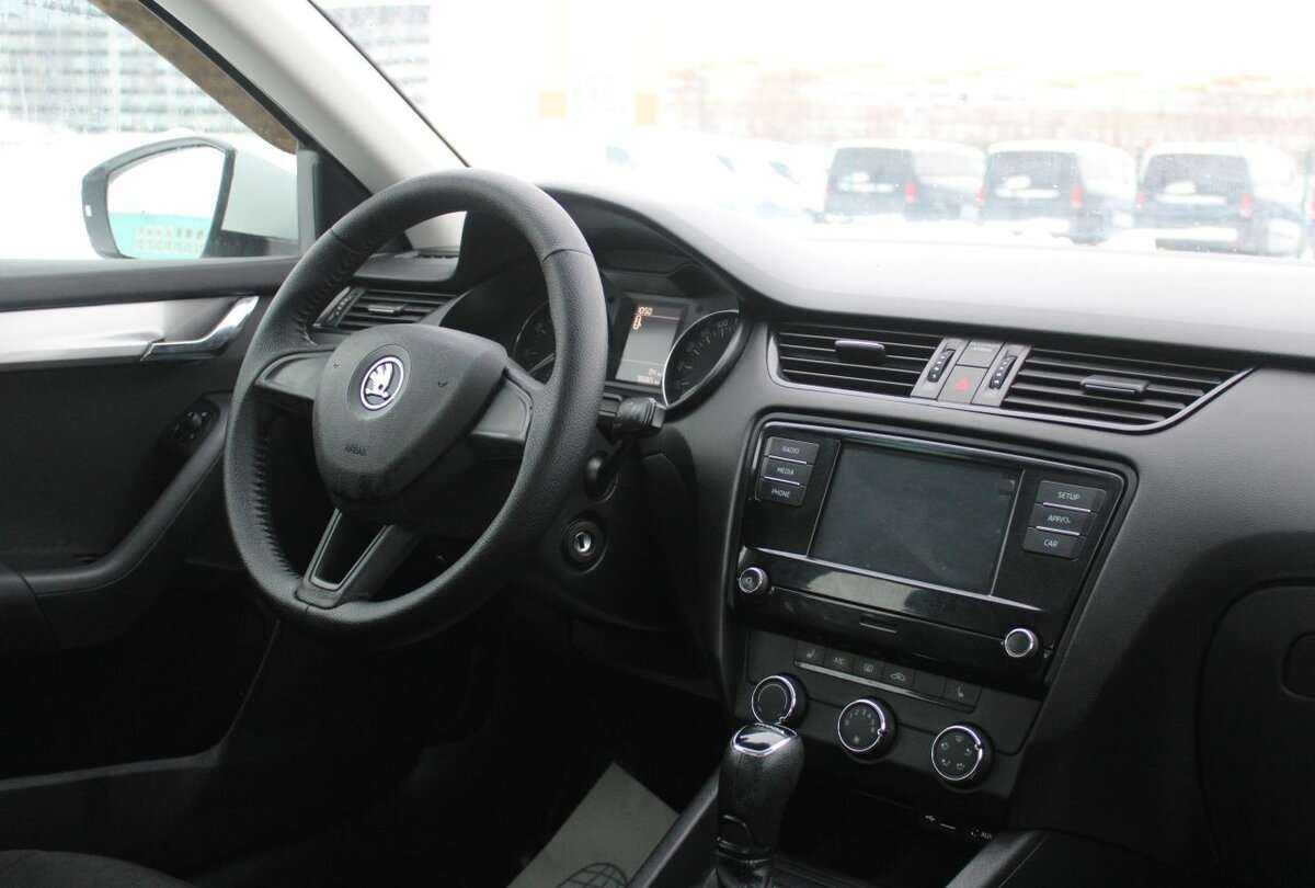 Skoda Octavia 2017 года с пробегом. Фото: #8