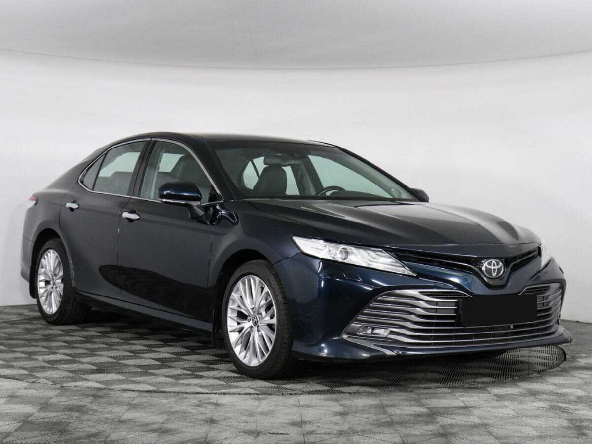 Toyota Camry 2020 года с пробегом. Фото: #2