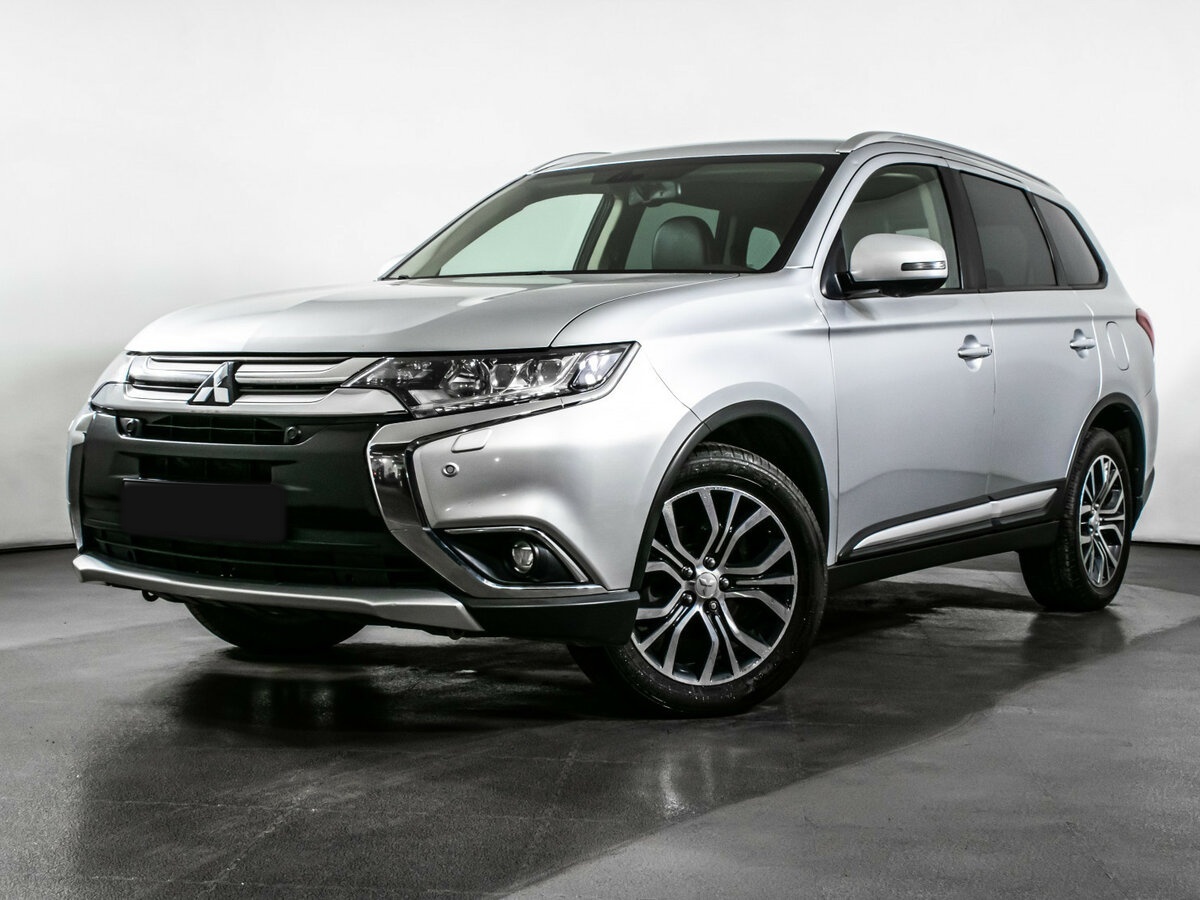 Mitsubishi Outlander 2017 года с пробегом. Посмотреть фото