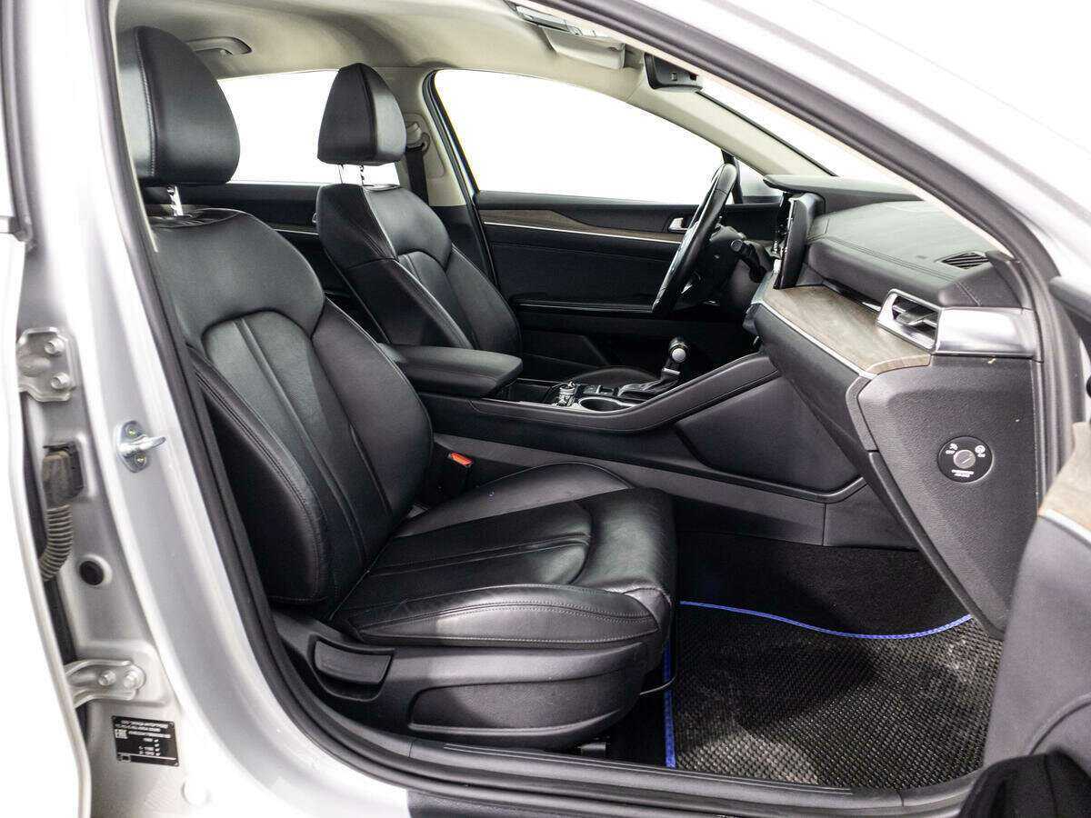 Kia K5 2021 года с пробегом. Фото: #9