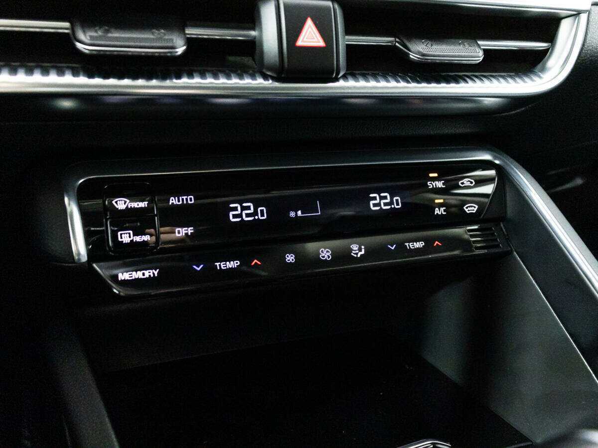 Kia K5 2021 года с пробегом. Фото: #16