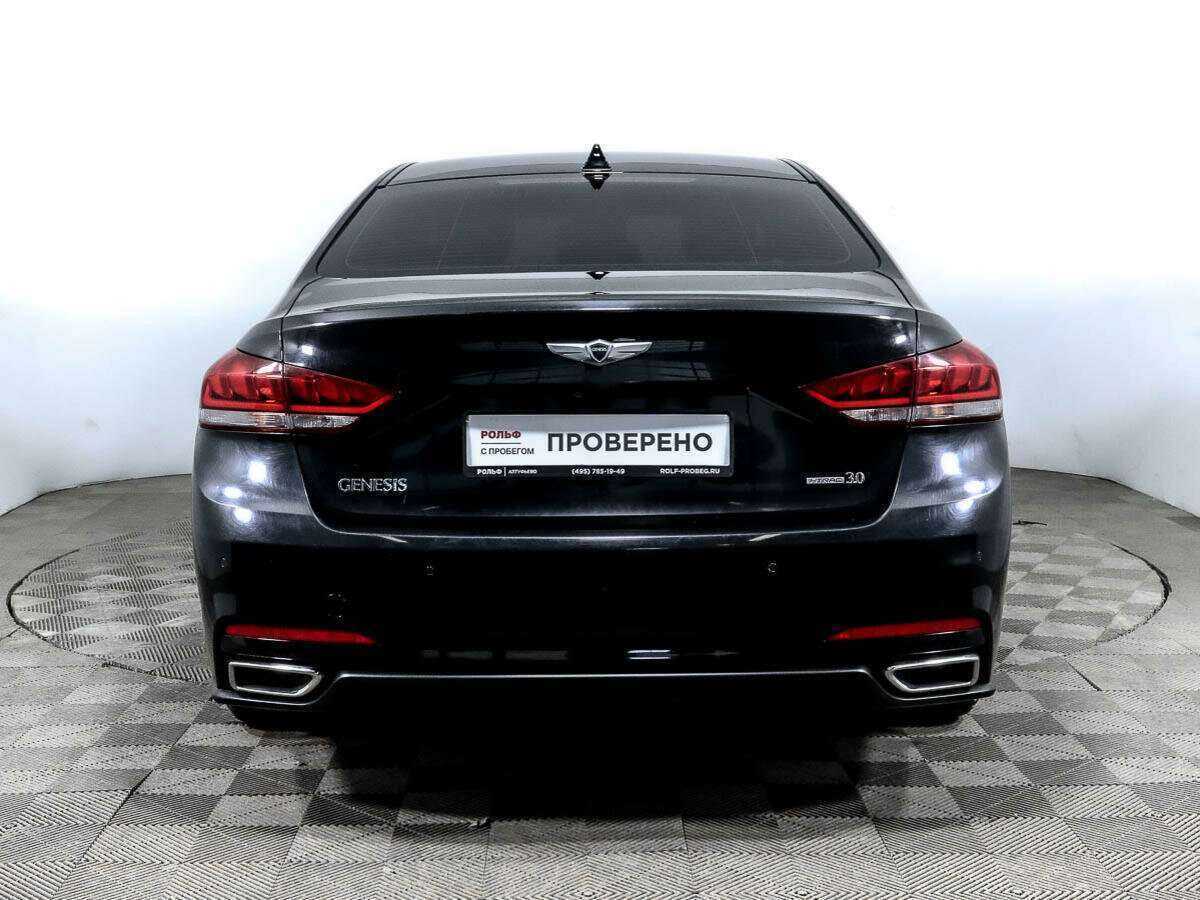Hyundai Genesis 2015 года с пробегом. Фото: #4