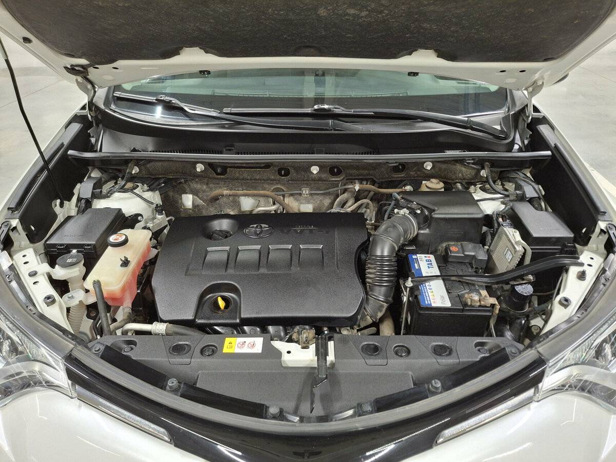 Toyota RAV4 2016 года с пробегом. Фото: #8