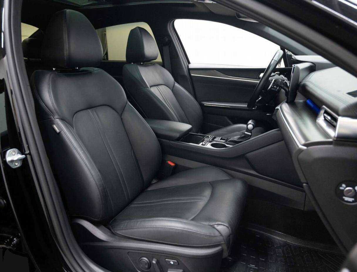 Kia K5 2020 года с пробегом. Фото: #10