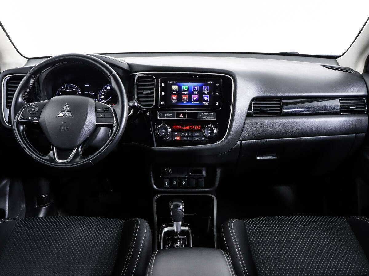 Mitsubishi Outlander 2020 года с пробегом. Фото: #9