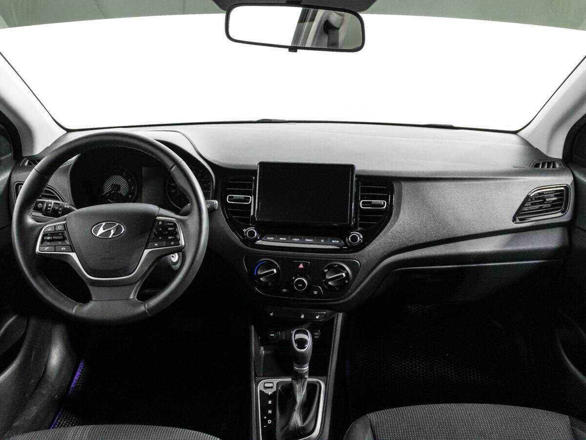 Hyundai Solaris 2021 года с пробегом. Фото: #12