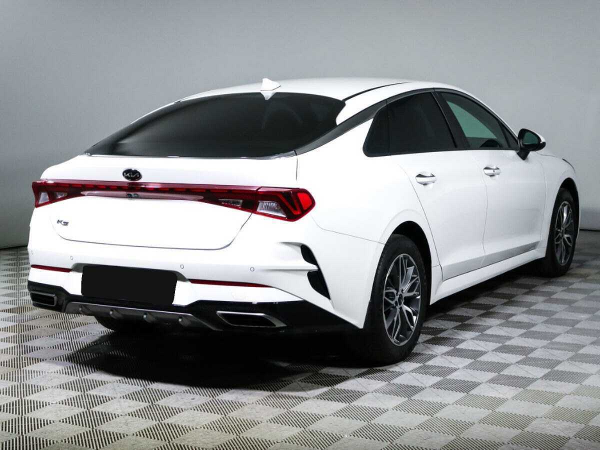 Kia K5 2021 года с пробегом. Фото: #3