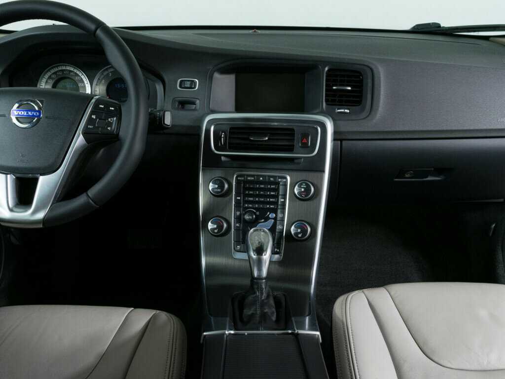 Volvo S60 2012 года с пробегом. Фото: #7