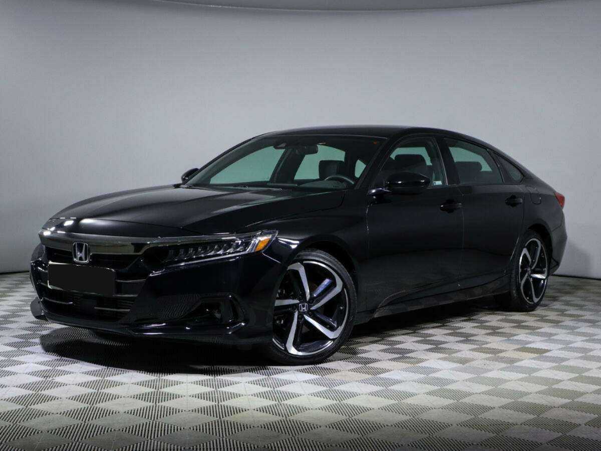 Honda Accord 2022 года с пробегом. Посмотреть фото