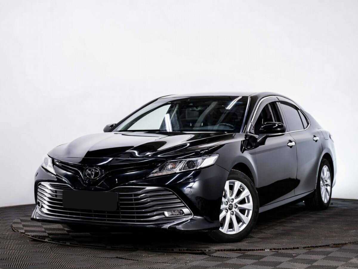 Toyota Camry 2019 года с пробегом. Посмотреть фото