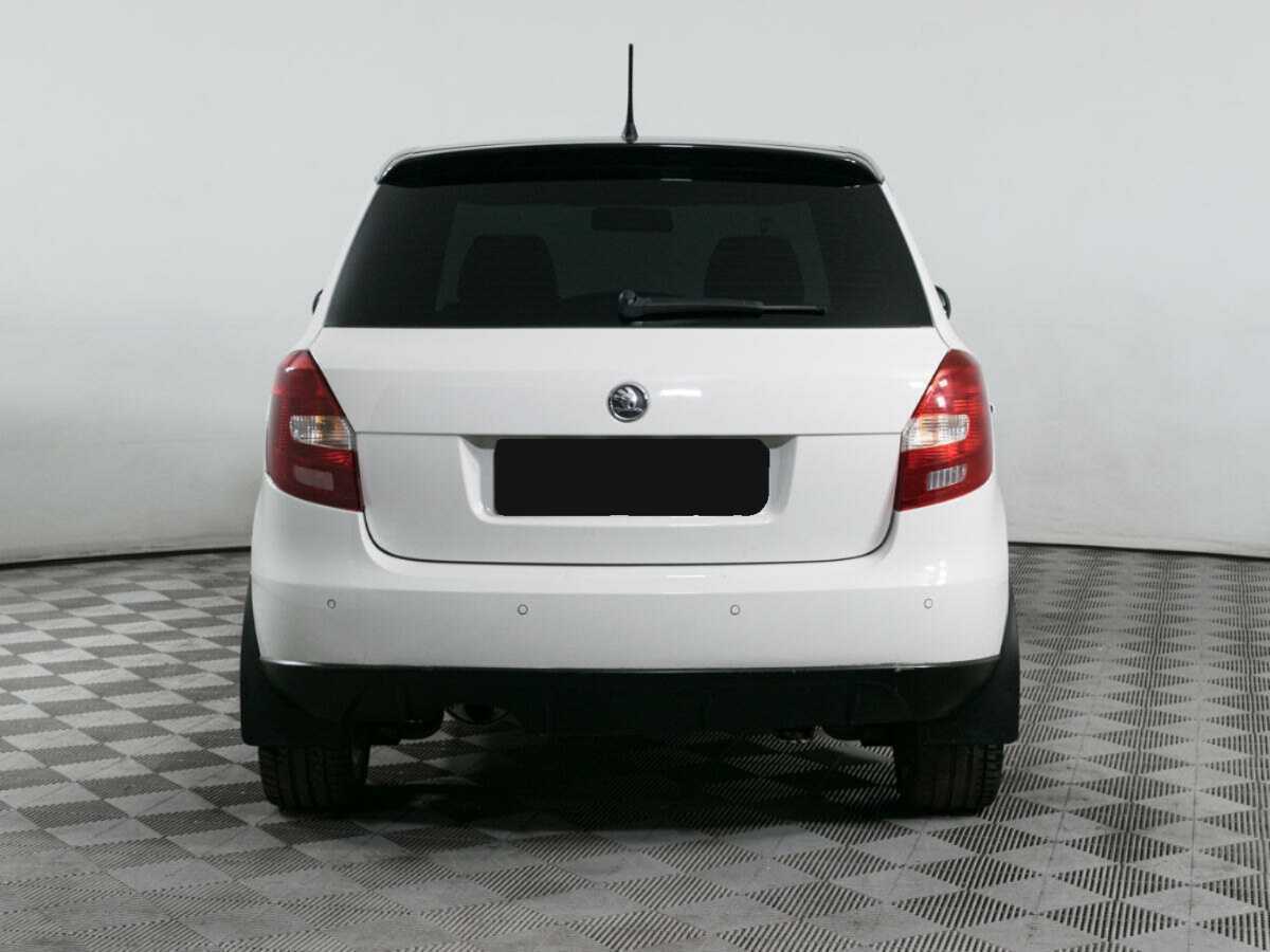 Skoda Fabia 2013 года с пробегом. Фото: #4