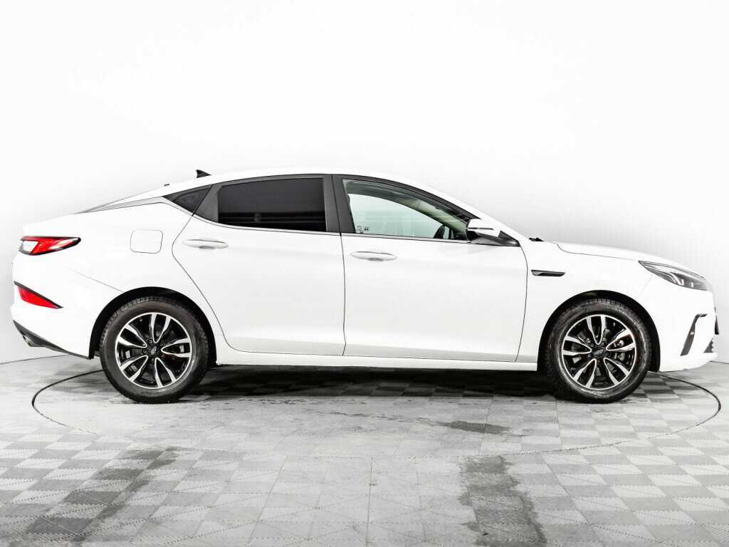 JAC J7 2022 года с пробегом. Фото: #3