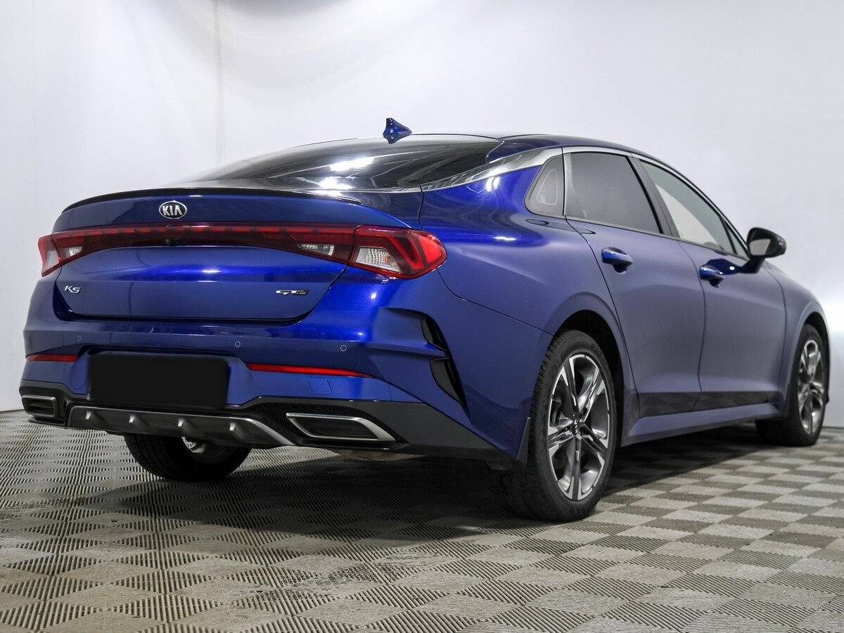 Kia K5 2021 года с пробегом. Фото: #3