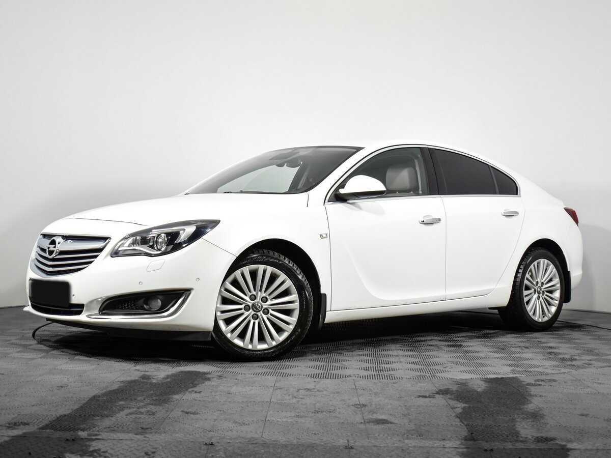 Opel Insignia 2014 года с пробегом. Посмотреть фото