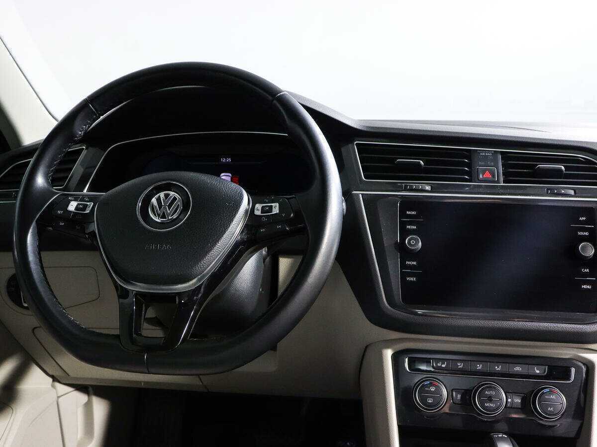Volkswagen Tiguan 2018 года с пробегом. Фото: #11