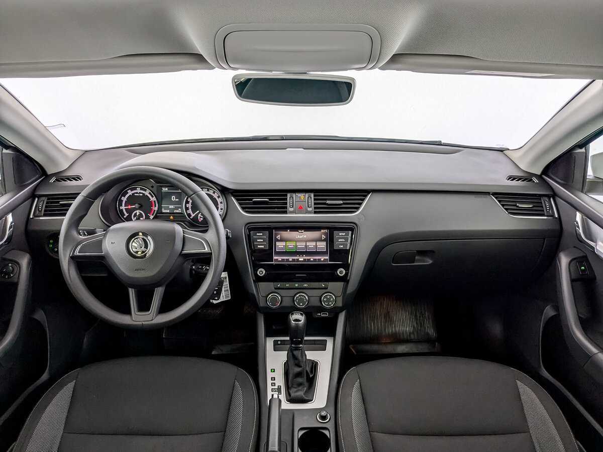 Skoda Octavia 2018 года с пробегом. Фото: #13