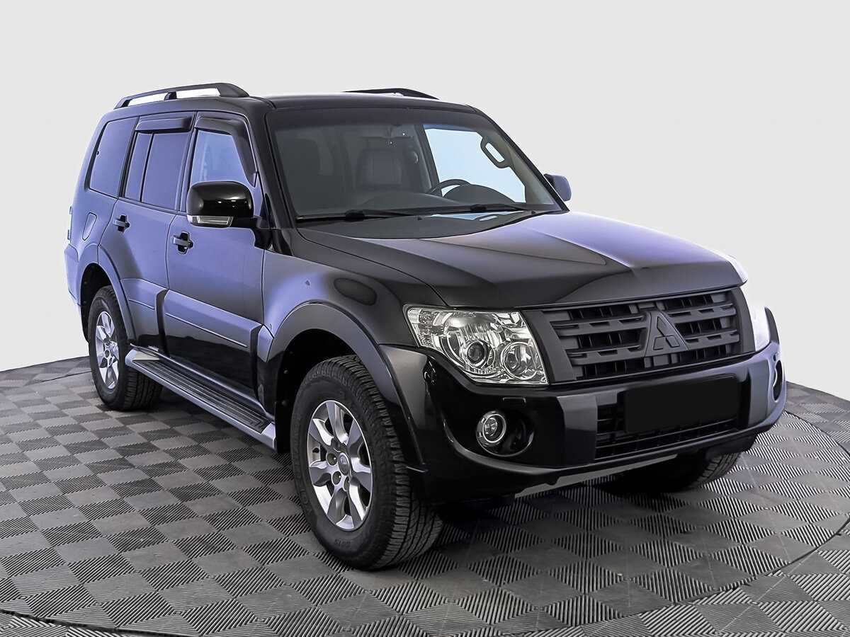 Mitsubishi Pajero 2013 года с пробегом. Фото: #2