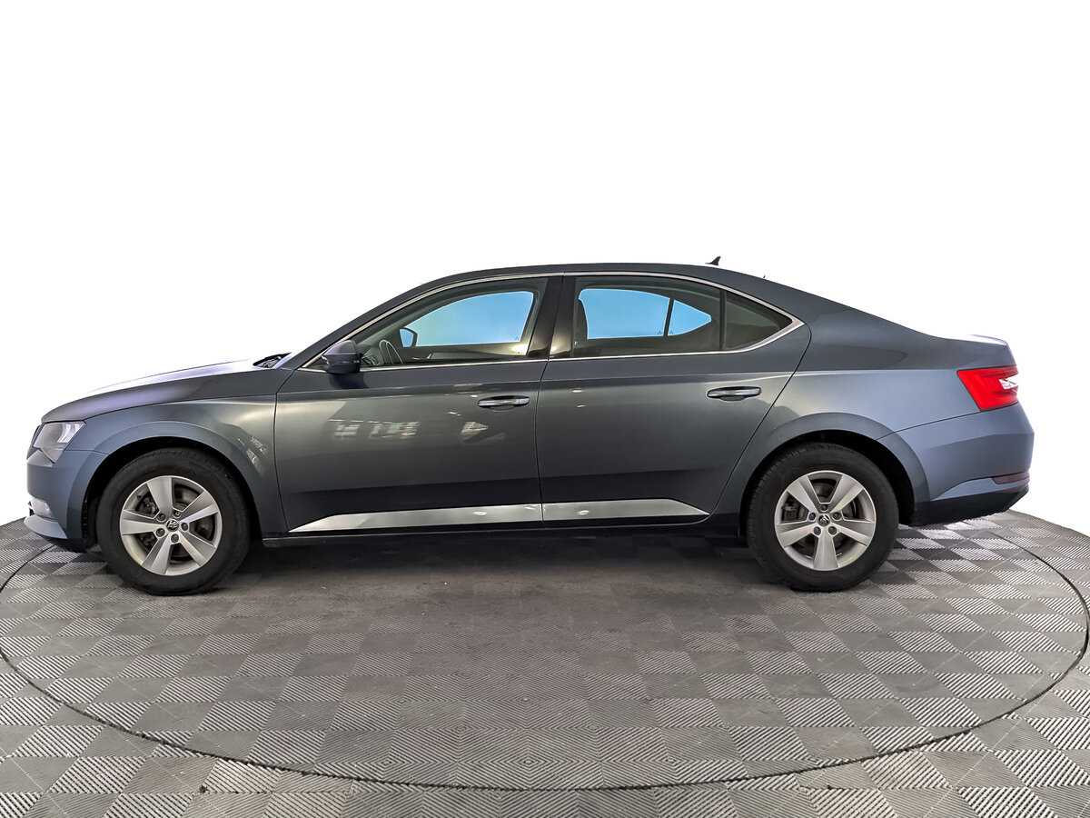 Skoda Superb 2018 года с пробегом. Фото: #7
