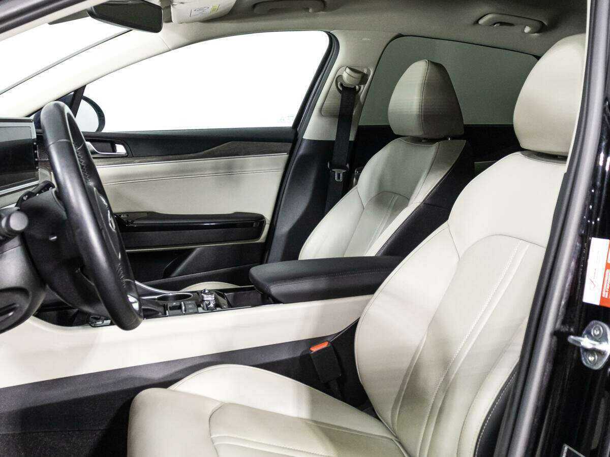 Kia K5 2021 года с пробегом. Фото: #15