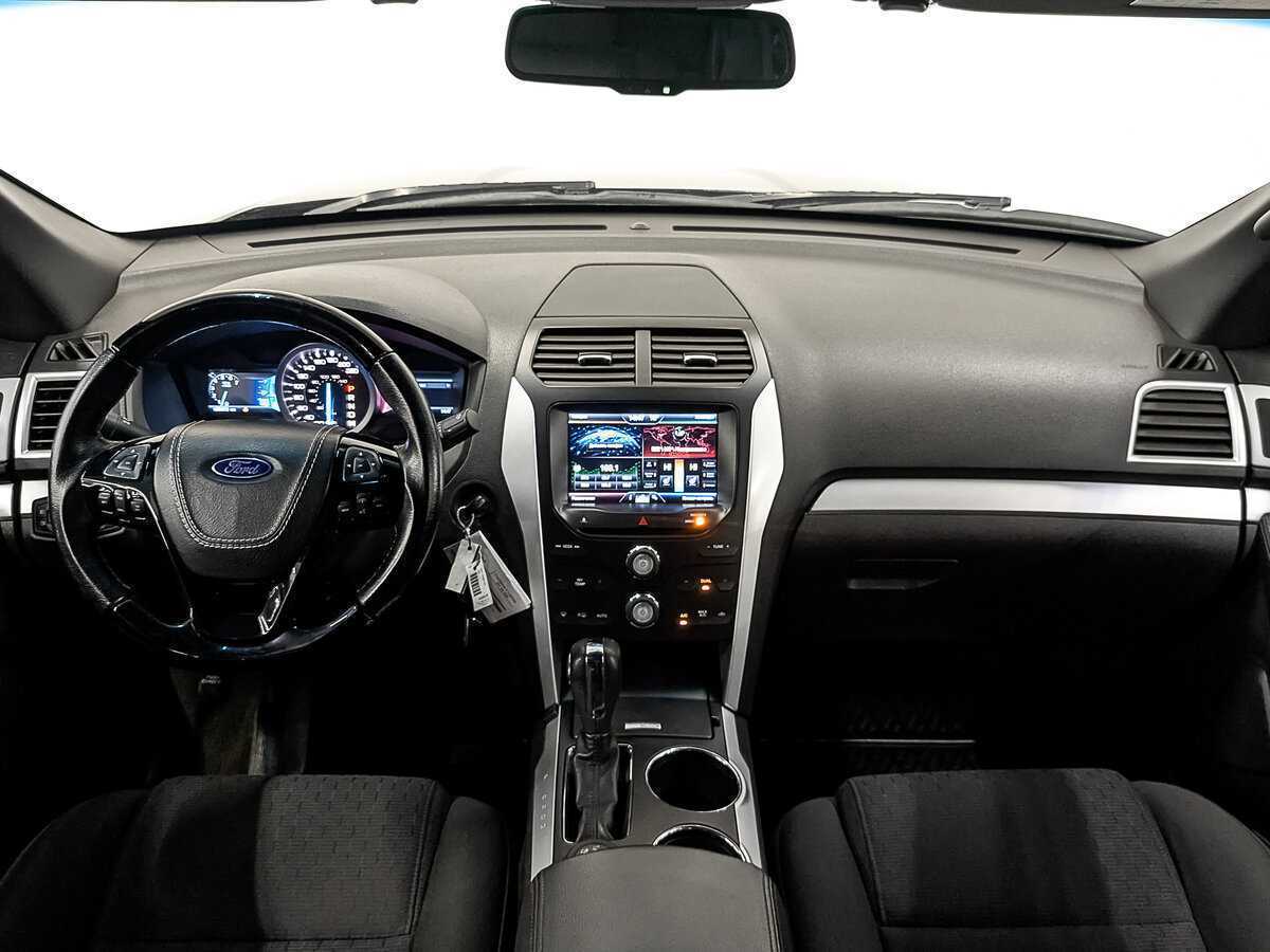 Ford Explorer 2014 года с пробегом. Фото: #13