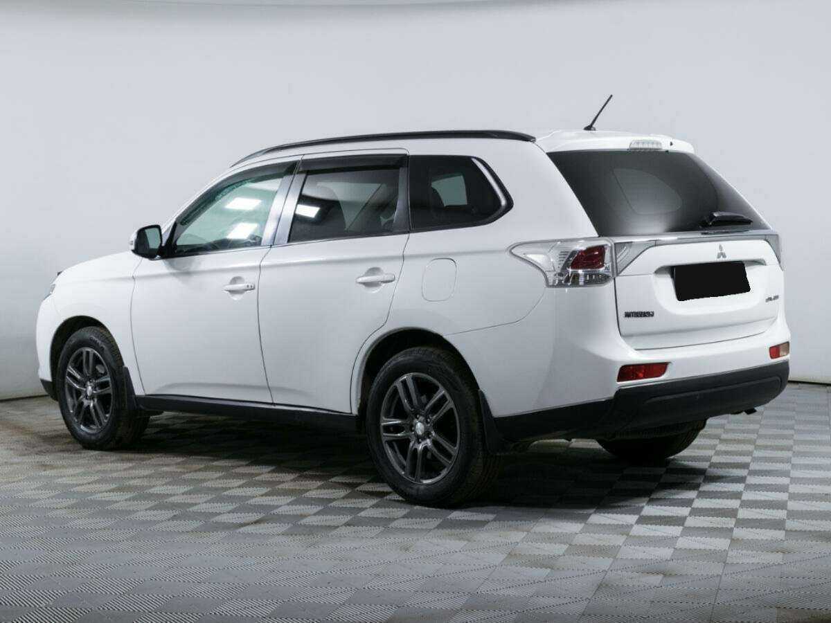 Mitsubishi Outlander 2012 года с пробегом. Фото: #6