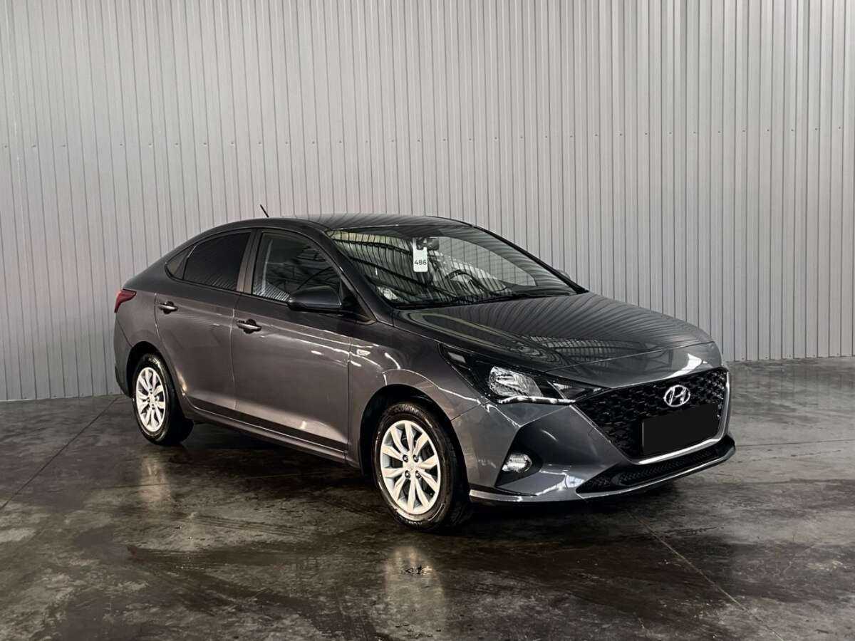 Hyundai Solaris 2021 года с пробегом. Фото: #2