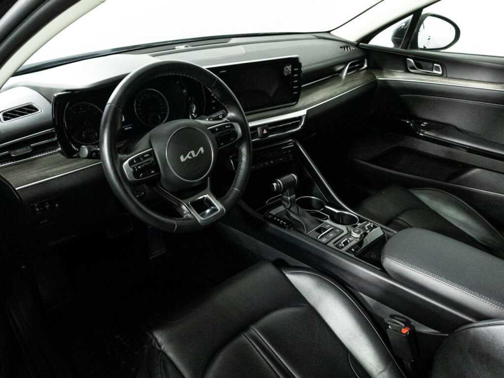 Kia K5 2022 года с пробегом. Фото: #10