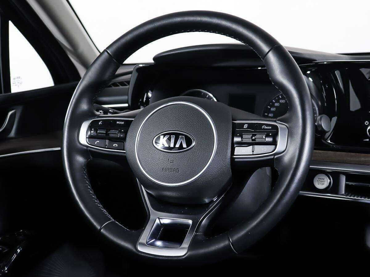 Kia K5 2021 года с пробегом. Фото: #14