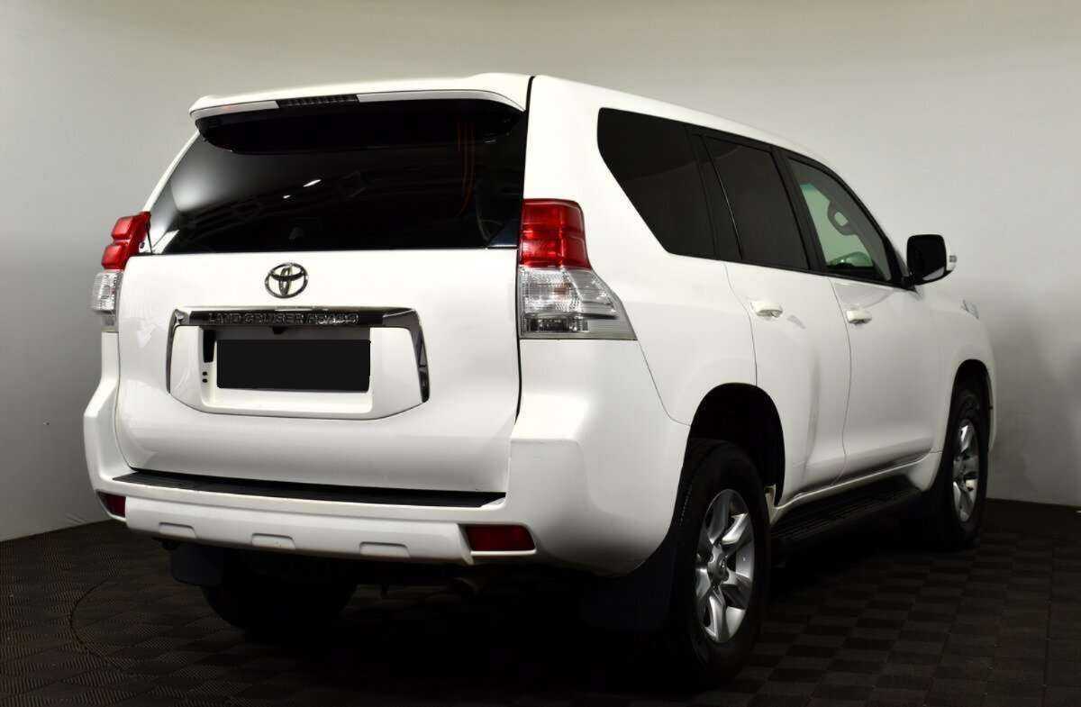 Toyota Land Cruiser Prado 2012 года с пробегом. Фото: #3