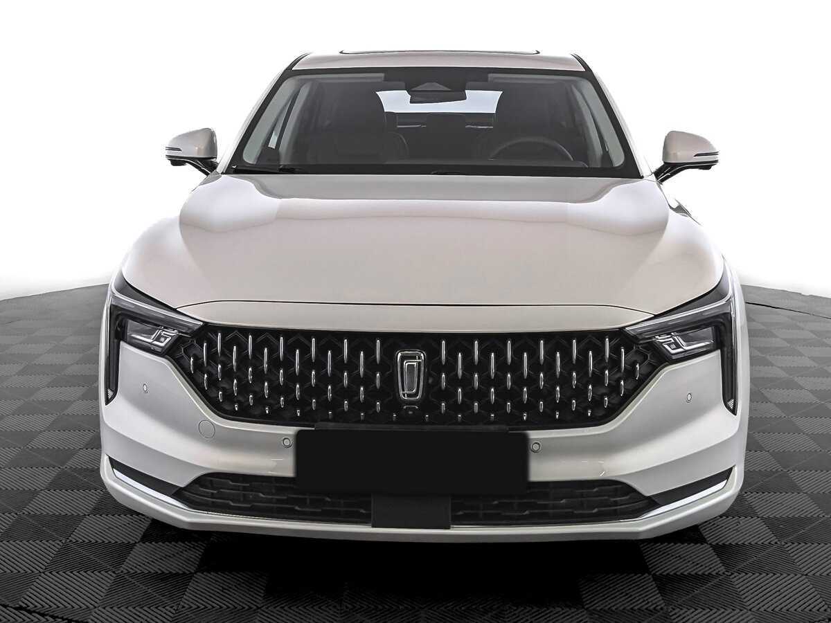 FAW Bestune B70 2023 года с пробегом. Фото: #1