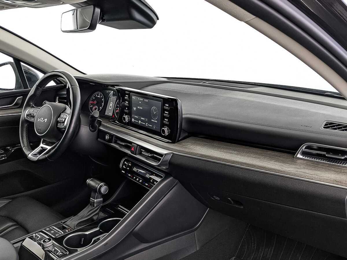 Kia K5 2022 года с пробегом. Фото: #12