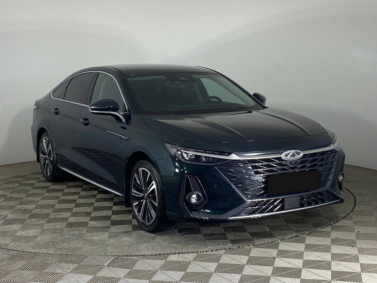 Chery Arrizo 8 2023 года с пробегом. Фото: #2