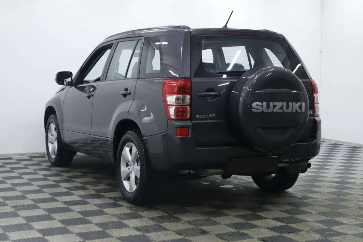 Suzuki Grand Vitara 2012 года с пробегом. Фото: #1