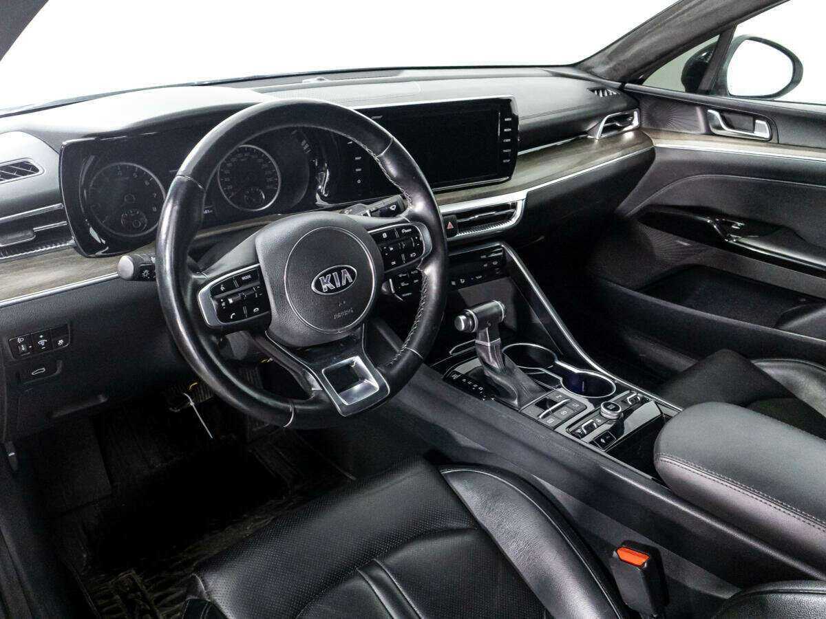 Kia K5 2021 года с пробегом. Фото: #9