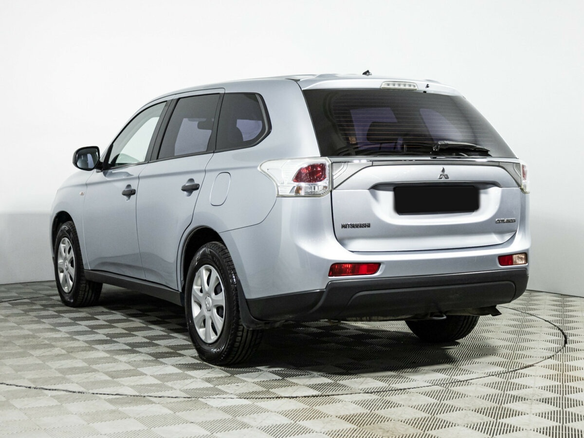 Mitsubishi Outlander 2013 года с пробегом. Фото: #5
