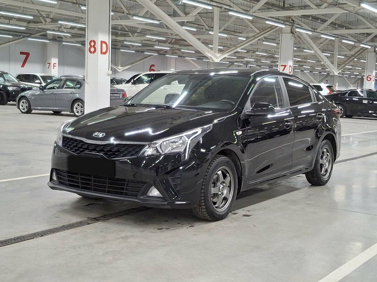 Kia Rio 2021 года с пробегом. Посмотреть фото
