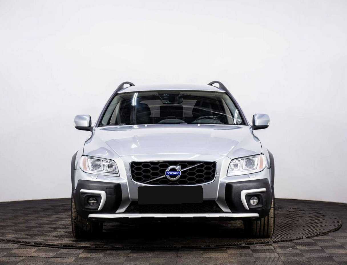 Volvo XC70 2016 года с пробегом. Фото: #1